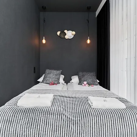 Stawowa By Renters شقة